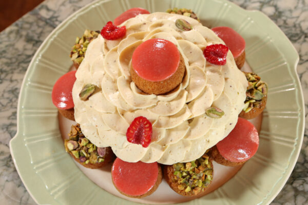 Saint-Honoré Pistache Framboise – Image 2
